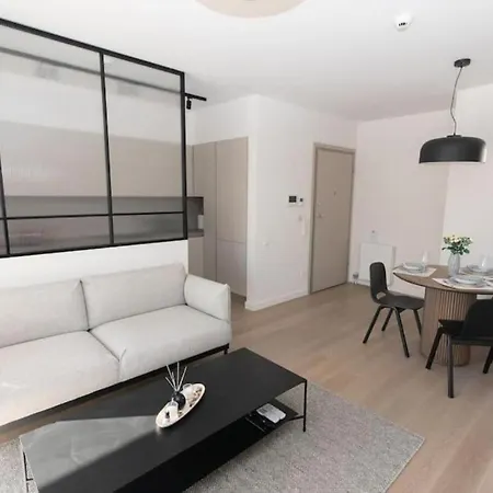 Modern Close To Center Athens